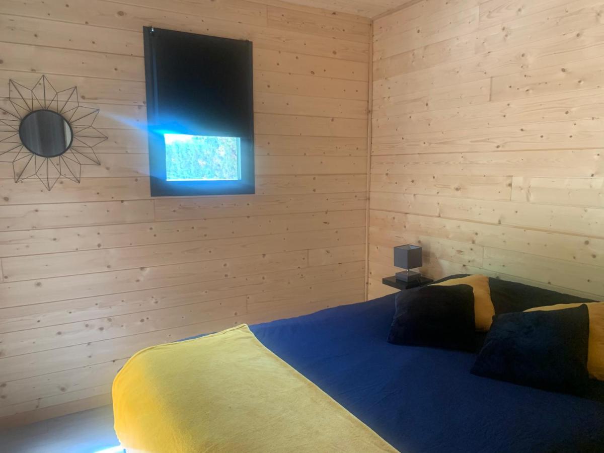 1 Contemporain Dans Son Ecrin De Verdure